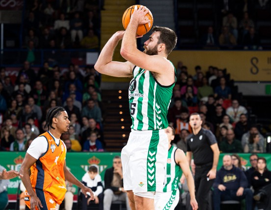 J14 - REAL BETIS BALONCESTO - C.B. NATURAVIA MORÓN / Antonio Martín