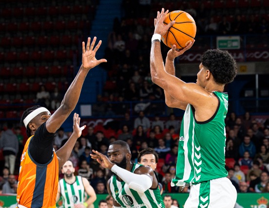 J14 - REAL BETIS BALONCESTO - C.B. NATURAVIA MORÓN / Antonio Martín