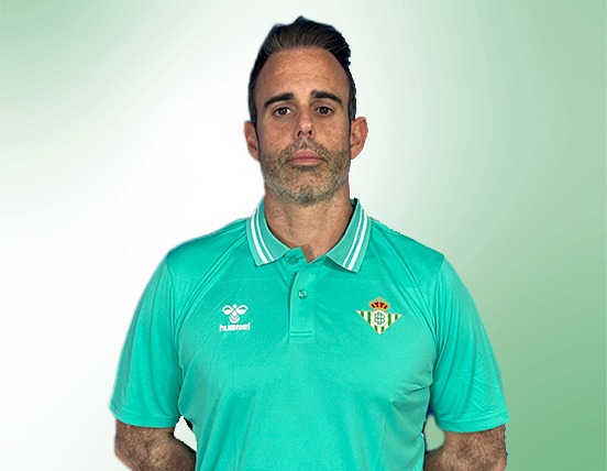 Adrián Martínez